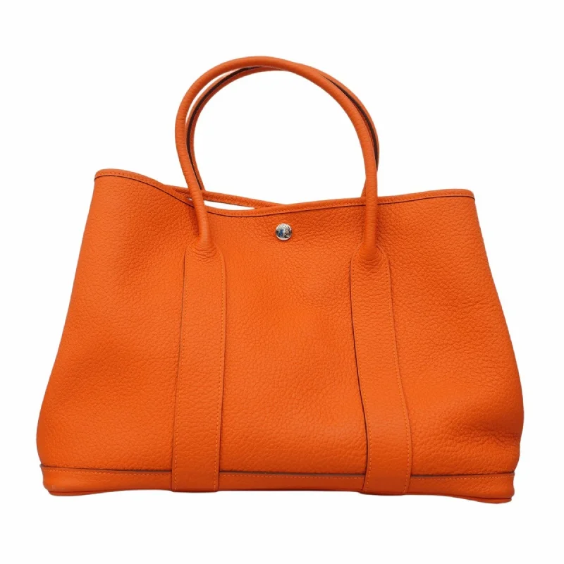 Handle bags with expandable sides for flexibility -Hermes  Country Leather Tote Bag (Pre-Owned)