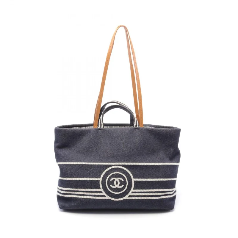 Handle bags with sleek hardware for sophistication -Chanel  Navy  blue Leather Tote Bag (Pre-Owned)