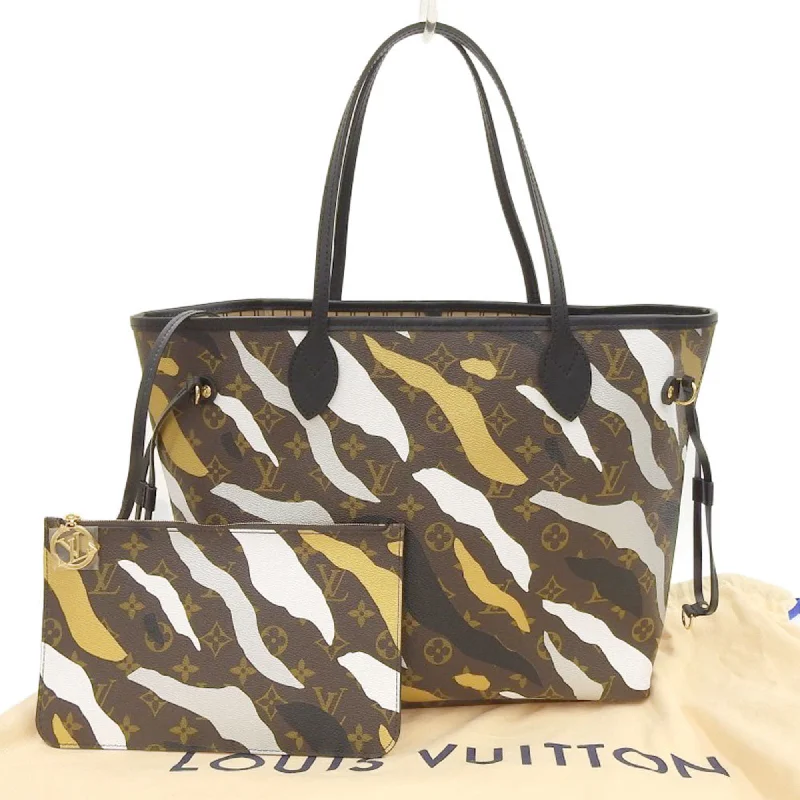 Large handle bags with spacious interior compartments -Louis Vuitton Monogram   Monogram  Monogram Tote Bag (Pre-Owned)