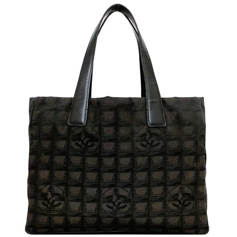 Handle bags with rugged canvas for outdoors -Chanel New Travel Line   Nylon Tote Bag (Pre-Owned)