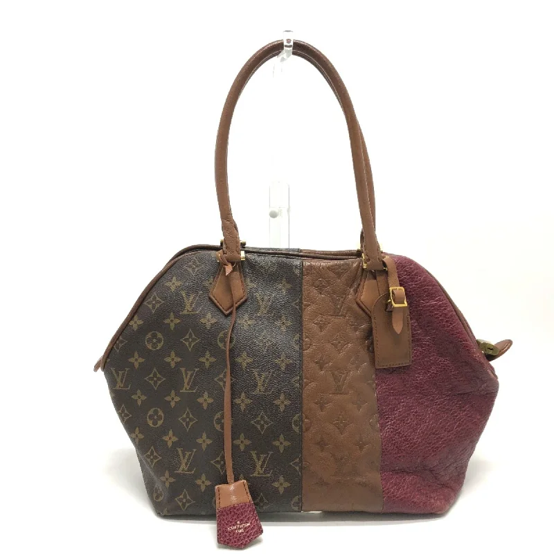 Handle bags with minimalist sleek silhouettes -Louis Vuitton  Other Tote Bag (Pre-Owned)