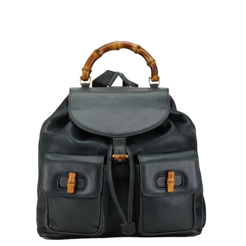 Handle bags with vintage clasps for nostalgia -Gucci  Leather Backpack (Pre-Owned)