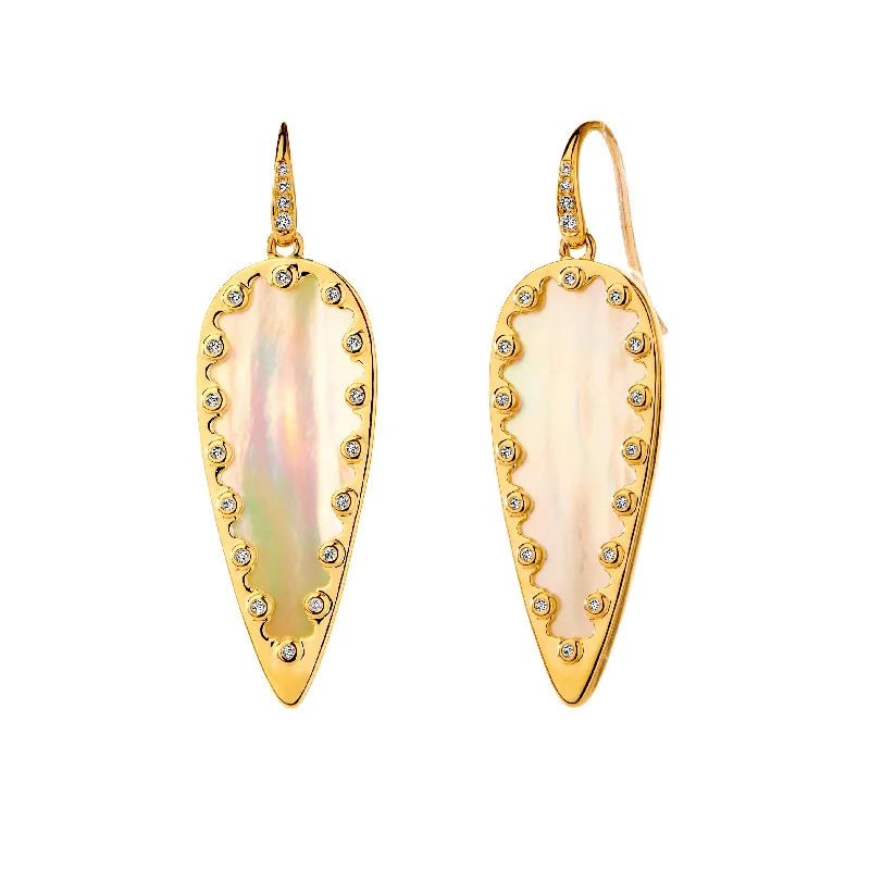 Best hoop earrings with snake chain details for a sleek and modern touch-Pearl Leaf Earrings