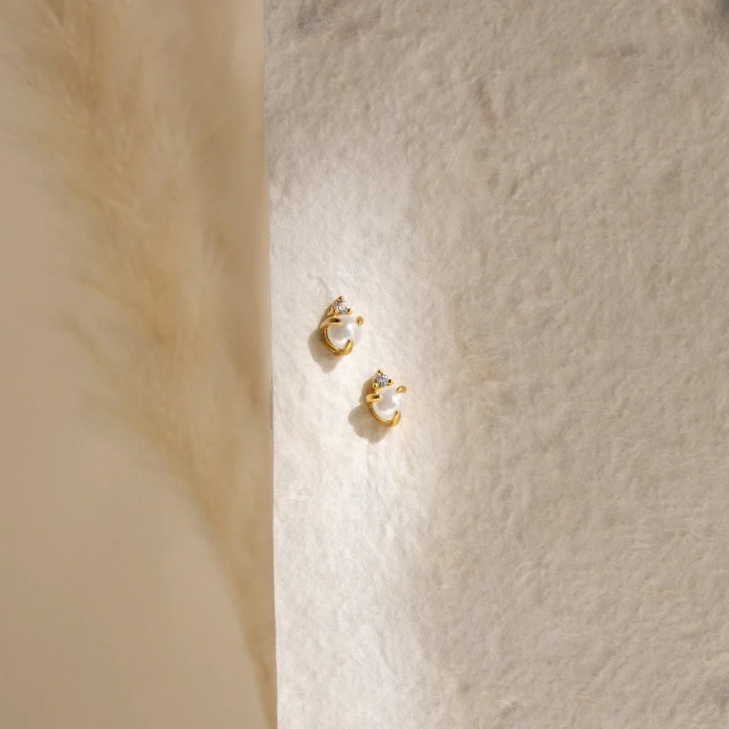 Best hoop earrings with gold for a luxurious and timeless look-Julia Pearl Studs