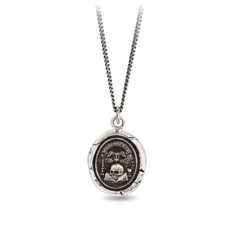 Best necklaces and pendants with minimalist pendants for a sleek, understated look-Memento Mori