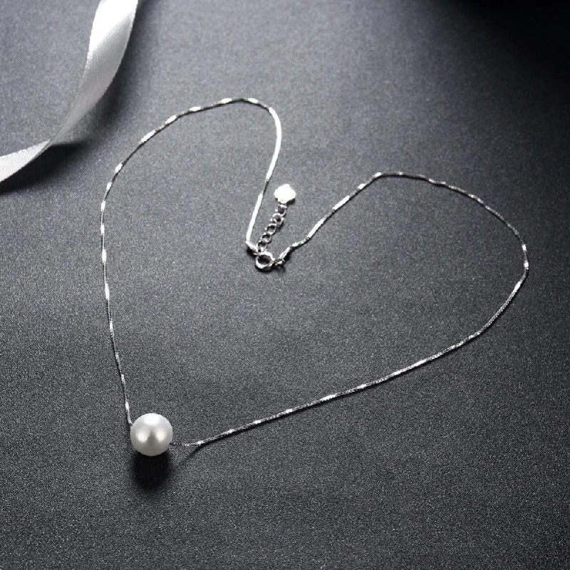 Best necklaces and pendants with glowing moonstone for an ethereal glow-Minimal Pearl Necklace